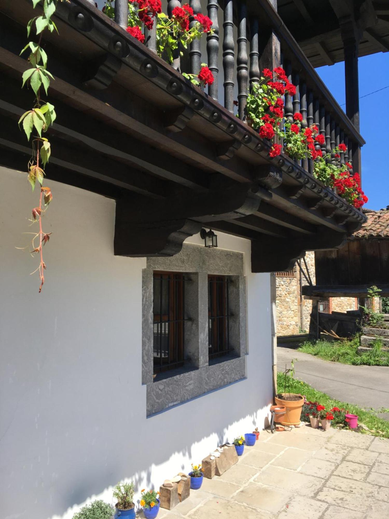 A Pie De Picos Guest House Cano Exterior photo